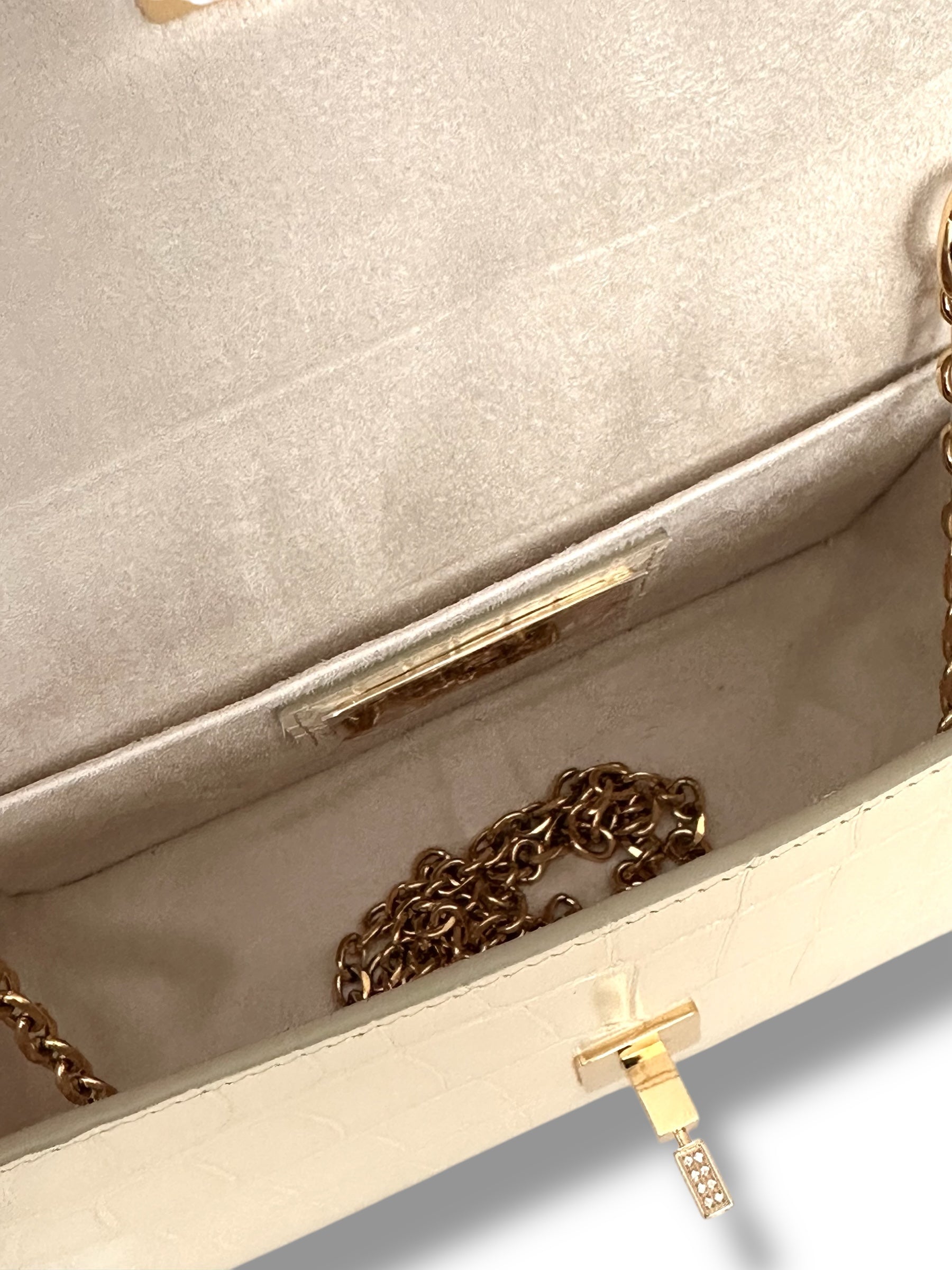 Soft Cream Alligator - The Anka  image 4