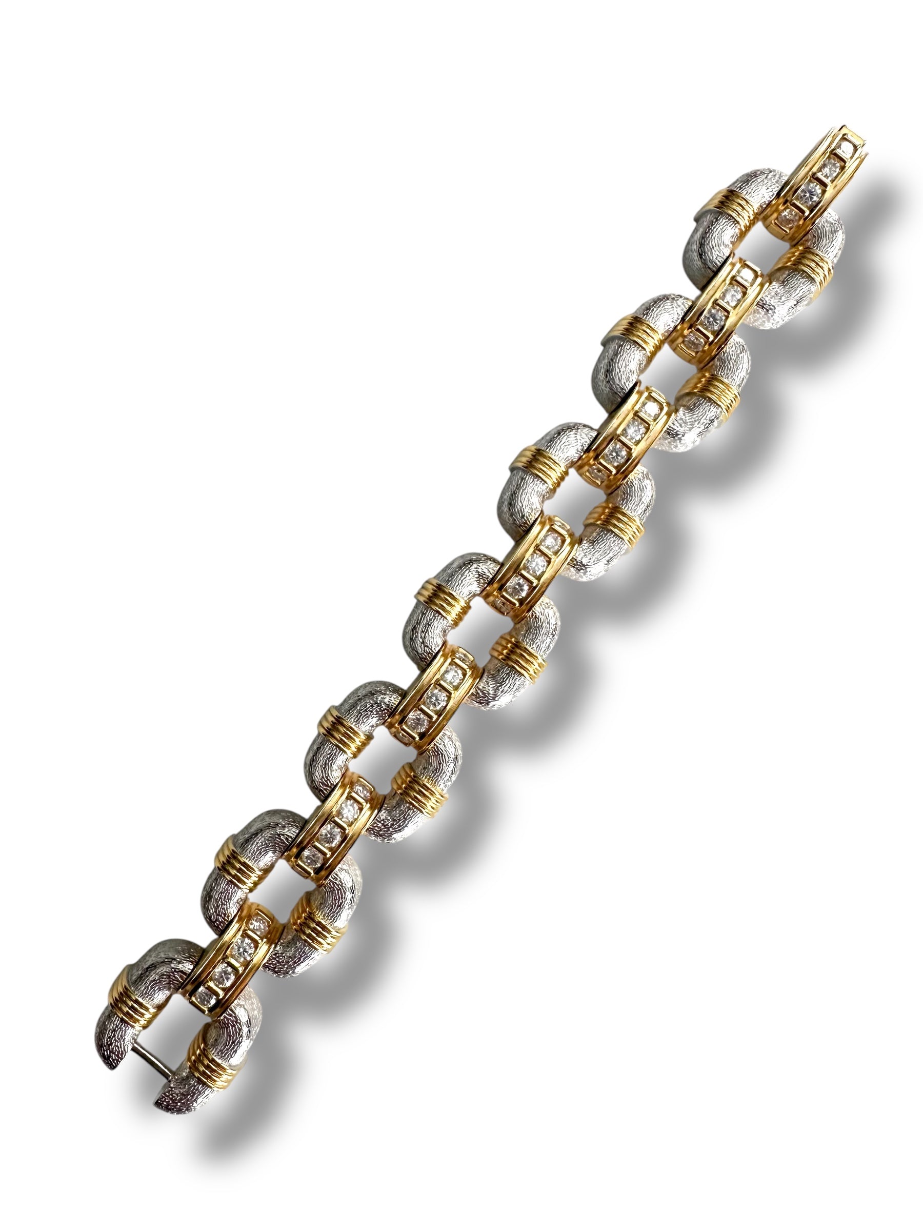 Gorgeous Link Bracelet with 4 carats of Brilliant Moissanite
