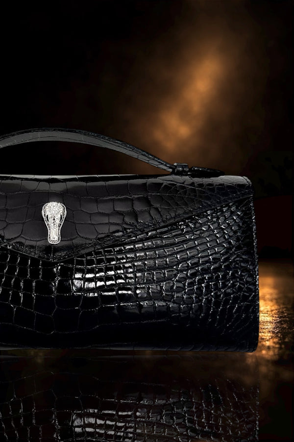 The Alligator Sovereign - The Minnie Pochette in Black Onyx Alligator