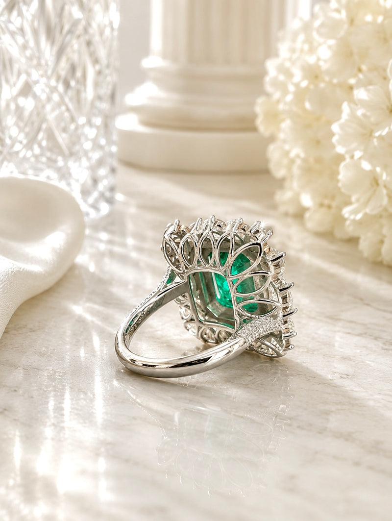 The Royal Emerald Ring